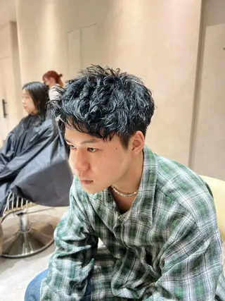 ショート パーマ メンズ 波巻きスパイラルパー マ/シャドウパーマ駿のヘアスタイル