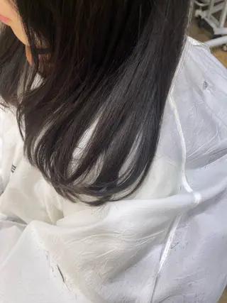 セミロング 山本 京介のヘアスタイル