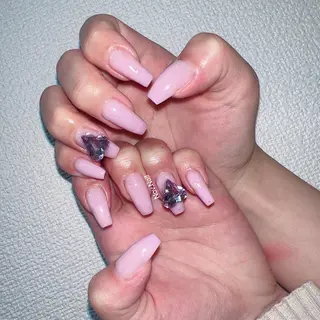 ネイル Nov. ネイルサロンのネイルデザイン