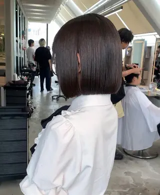 ミディアム 💖ボブ/髪質改善 顔周りレイヤー/ユイのヘアスタイル