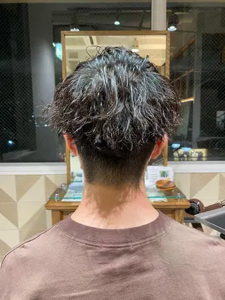 ショート カラー パーマ ヘアアレンジ メンズ メンズパーマの巨匠 鈴木純のヘアスタイル