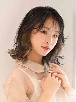 ミディアム 川上 春香のヘアスタイル