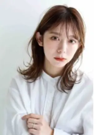 ミディアム 40代からの髪悩み 専門美髪アドバイザーのヘアスタイル