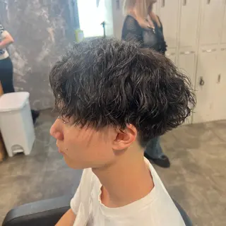 メンズ フェザーパーマ職人 🪽yutoのヘアスタイル