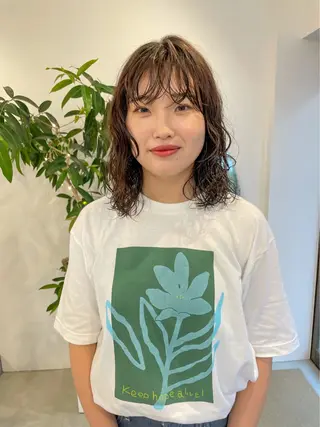 ミディアム 可愛いパーマスタイル といえばISSEYのヘアスタイル