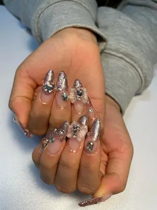 ネイル adorable 〈Kurumi〉のネイルデザイン