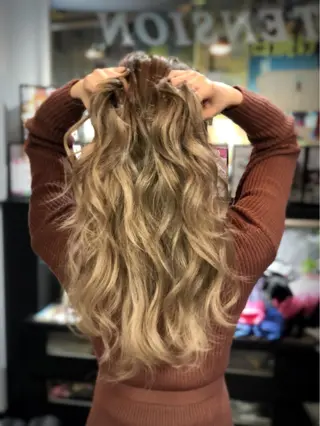 ロング 韓国カラー/エクステ carryのヘアスタイル