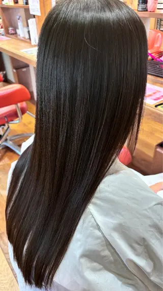 ロング パーマ 花澤 紗更のヘアスタイル