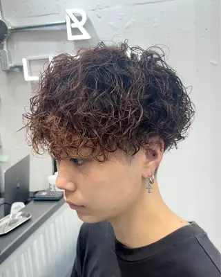 ショート パーマ メンズ 曲がる縮毛矯正 LIBER 　岩名のヘアスタイル