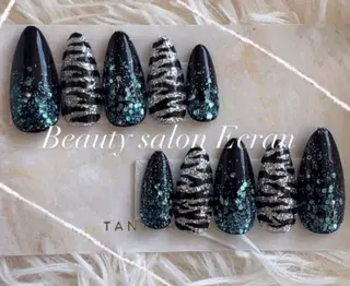 ネイル えくにゃん所属・AMAGASAKI LISAのネイルデザイン