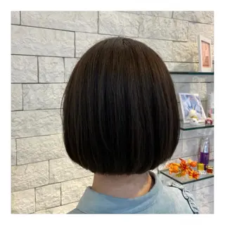 ミディアム カラー BiBi 藪 菜月のヘアスタイル