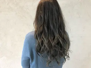 ロング カラー ヘアアレンジ Sia.   大阪梅田茶屋町店所属・まつパ/まつエク Sia.茶屋町店のマツエク・マツパデザイン