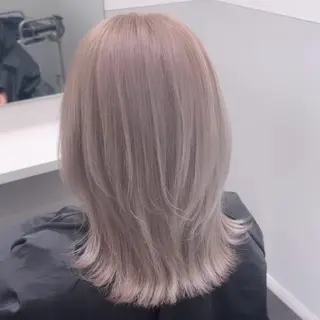 ミディアム カラー salowin iori原宿B1店所属・ハイトーン/髪質改善 原宿𝑺𝑬𝑵𝑨のヘアスタイル