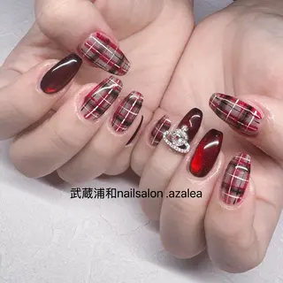 ネイル R inのネイルデザイン