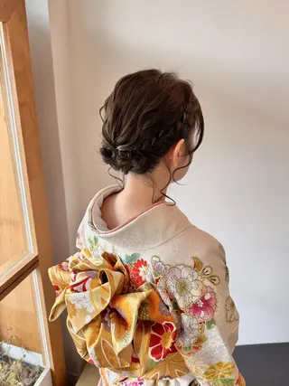 ミディアム ヘアアレンジ フラム所属・WATANABE MISAKIのヘアスタイル