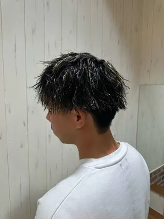 ショート パーマ メンズ 中嶋 紘夢のヘアスタイル