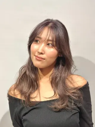 セミロング パーマ ✂︎cadre✂︎ 🪶かまだれいし🪶のヘアスタイル