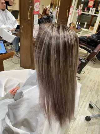 カラー Che'ri所属・海外レイヤー/ レイヤーカット/和田のヘアスタイル