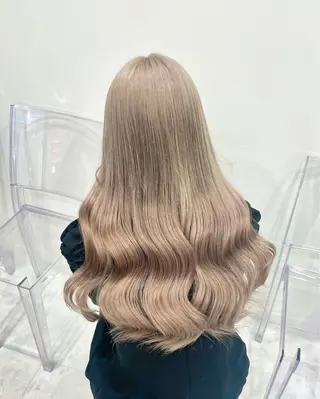 ロング カラー 🧸韓国風艶髪/ 透明感抜群カラー🧸のヘアスタイル