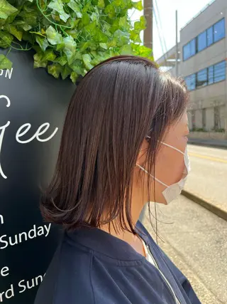 ミディアム カラー 坂田 優子のヘアスタイル