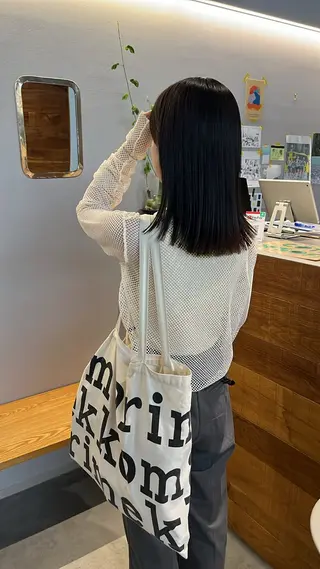 セミロング 石黒 良華のヘアスタイル