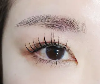 アイブロウ ビューティーサロンMOMO所属・ビューティーサロン MOMOのマツエク・マツパデザイン