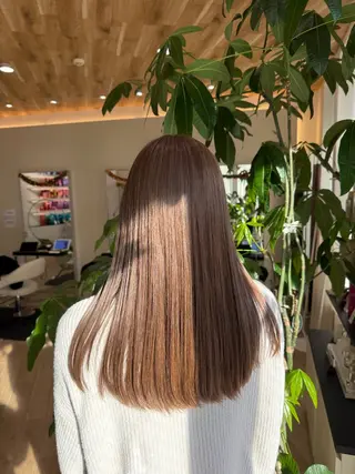 セミロング 艶髪/ハイトーン ️🫧rino🫧のヘアスタイル