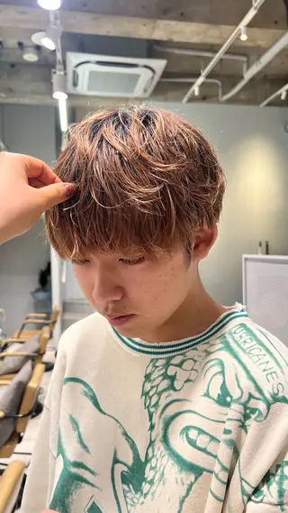 パーマ メンズ シミズ リホのヘアスタイル