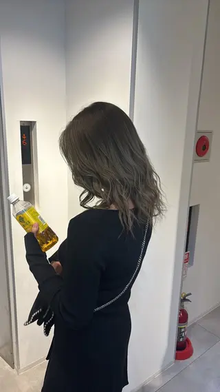 ミディアム カラー BEL髪質改善&カラ ー🩵元町KAZUAのヘアスタイル