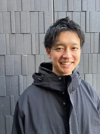 ショート パーマ メンズ BEACH　HAIR&NAIL所属・両国駅徒歩1分⭐️ アイロン仕上げのヘアスタイル