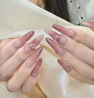 ネイル 桃子 Nail高円寺のネイルデザイン