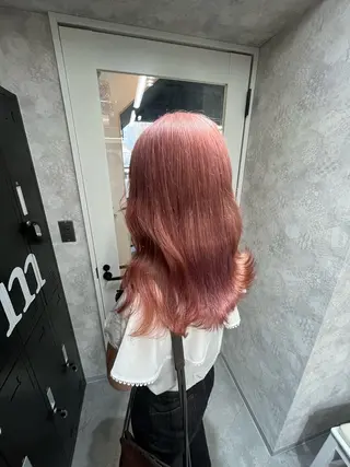 ミディアム カラー ピンク🎀ブロンド 💎ハイトーン/大和のヘアスタイル