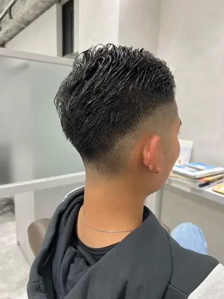 ショート カラー パーマ メンズ kiitos所属・関西センターパート メンズモデル募集のヘアスタイル