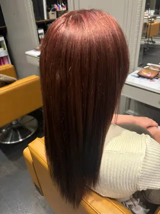 カラー 小西 莉央のヘアスタイル