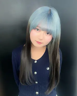 ロング カラー ミリ/原宿/ハイ トーンカラー💫のヘアスタイル