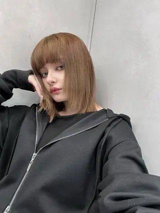 ミディアム カラー ONYX 表参道所属・表参道/ハイライト 髪質改善ストレートのヘアスタイル