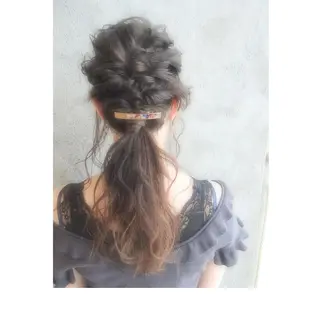 ミディアム カラー EMANON天神所属・Hitomi Ezakiのヘアスタイル