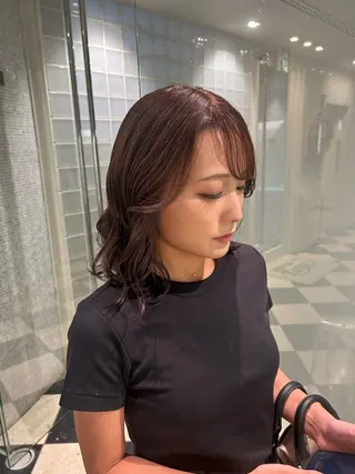 ミディアム 大谷美佳/レイヤー カット/ツヤ髪のヘアスタイル