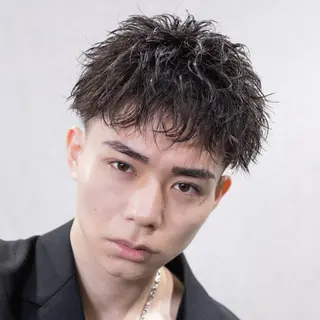 ショート パーマ メンズ スパイキーショート パーマ🔥ritaのヘアスタイル
