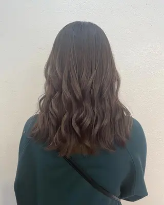 セミロング カラー sohee【ソヒ】 305号室のヘアスタイル