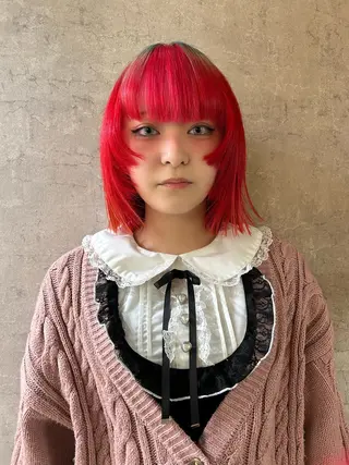 ショート 透明感カラー &ハイトーンカラーのヘアスタイル