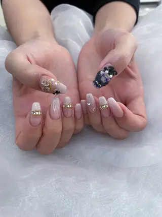 ネイル 五十嵐 美智のネイルデザイン