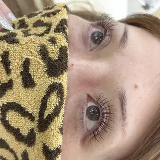 マツエク・マツパ TRUNAIL&EYE表参道店所属・🩷TRU anna🩷の眉毛・アイブロウイメージ