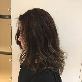 ミディアム ケリーズグリーン所属・ボブ/艶ハイトーン 森田/嵩士のヘアスタイル