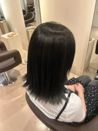 カラー Eliss 堀江所属・山田 芹菜のヘアスタイル