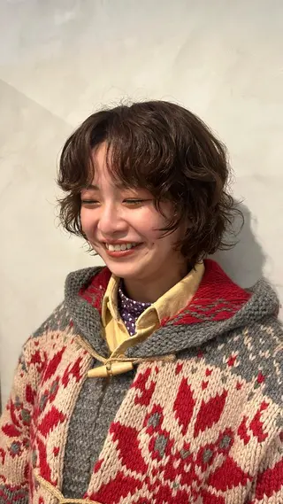 ミディアム パーマ Aust hair Stella新宿所属・Yuki☺︎パーマ レイヤーカットウルフのヘアスタイル