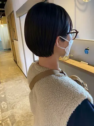 ショート LoE[ロエ]桃井 香菜子のヘアスタイル