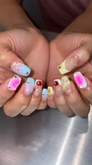 ネイル 👽個性派ネイル🎀 komachiのマツエク・マツパデザイン