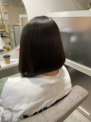 ミディアム チグサ ミウのヘアスタイル