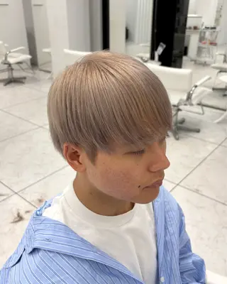 ショート カラー メンズ 水谷 璃温のヘアスタイル
